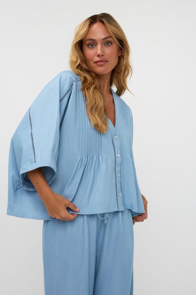 Amaya_Amsterdam_Evie_Blouse_blue_Hilnetta_s