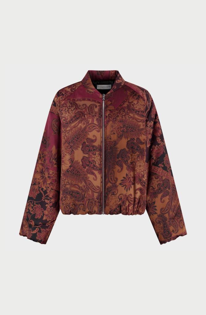 Amaya_Amsterdam_Faith_bomber_Hilnetta_s