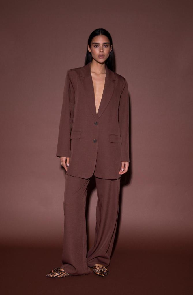 Amaya_Amsterdam_Vera_Pants_bordeaux_Hilnetta_s