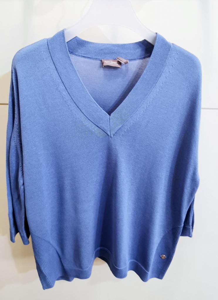 Elias_Rumelis_V35PO0121_Ladies_Knit_top_electric_blue_More_of_Me