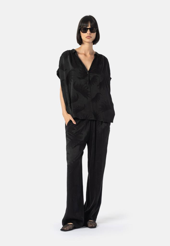 Elias_Rumelis_Yolanda_Blouse_Black_Leaves_Hilnetta_s_13