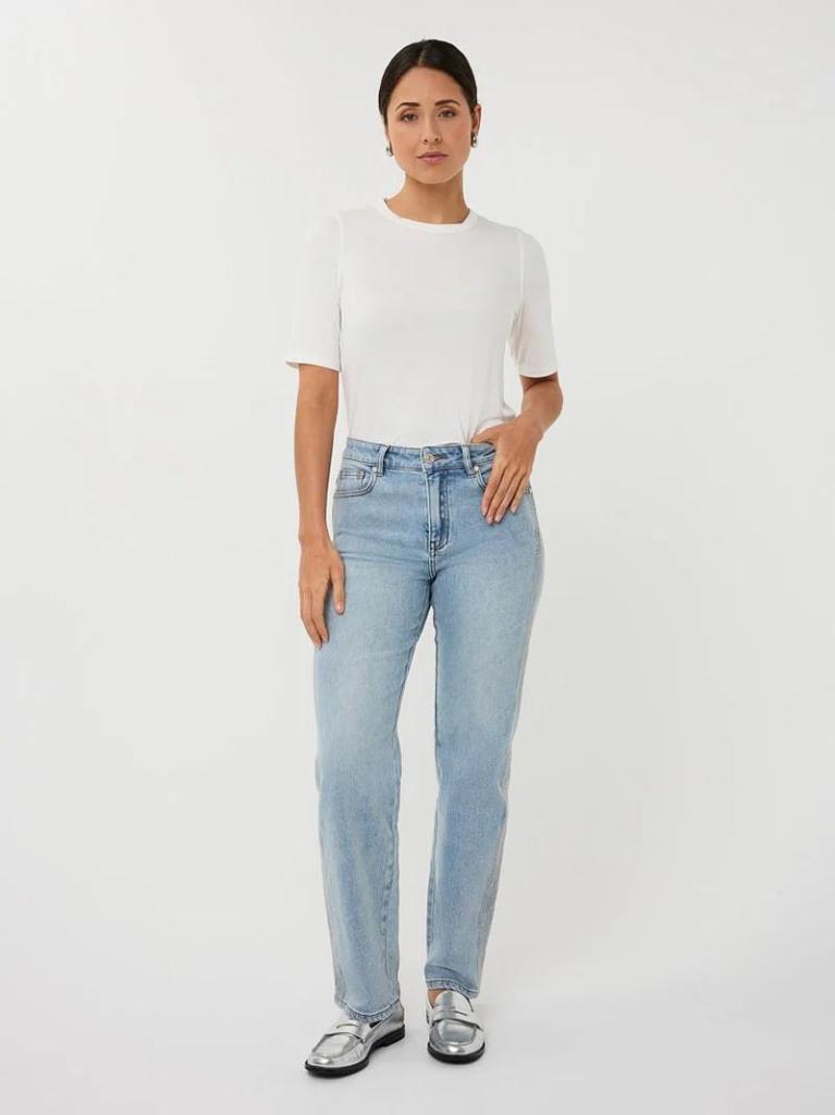 Esqualo_Jeans_embroidery_light_blue_Hilnetta_s_4