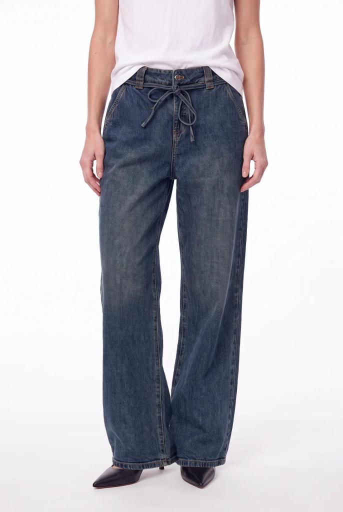 Florez_Pixie_Straight_vintage_blue_Hilnetta_s