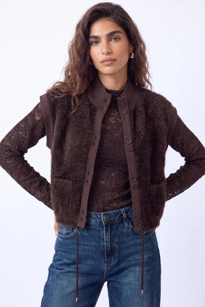 Florez_Rocky_Gilet_brown_Hilnetta_s