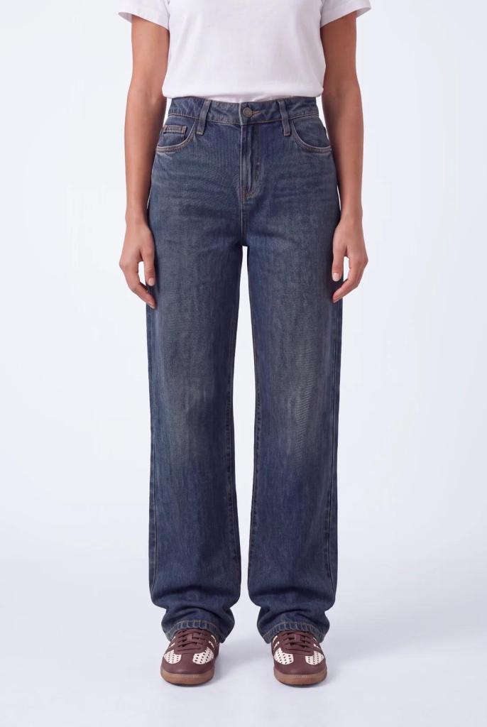 Florez_Sophie_Straight_Vintage_Blue_Hilnetta_s