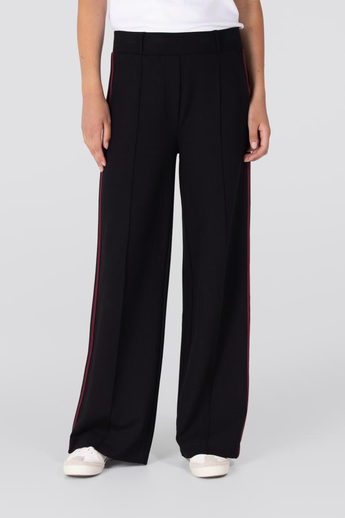Jansen_Amsterdam_Aleidis_Trousers_Black_Hilnetta_s