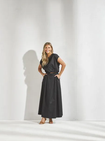 LaLotti_Colette_Blouse_Black_Hilnetta_s