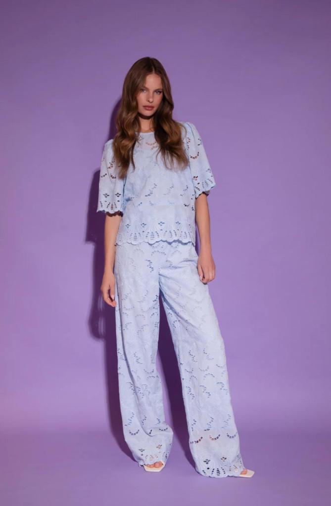 More_of_Me_262_21_Hilnetta_s