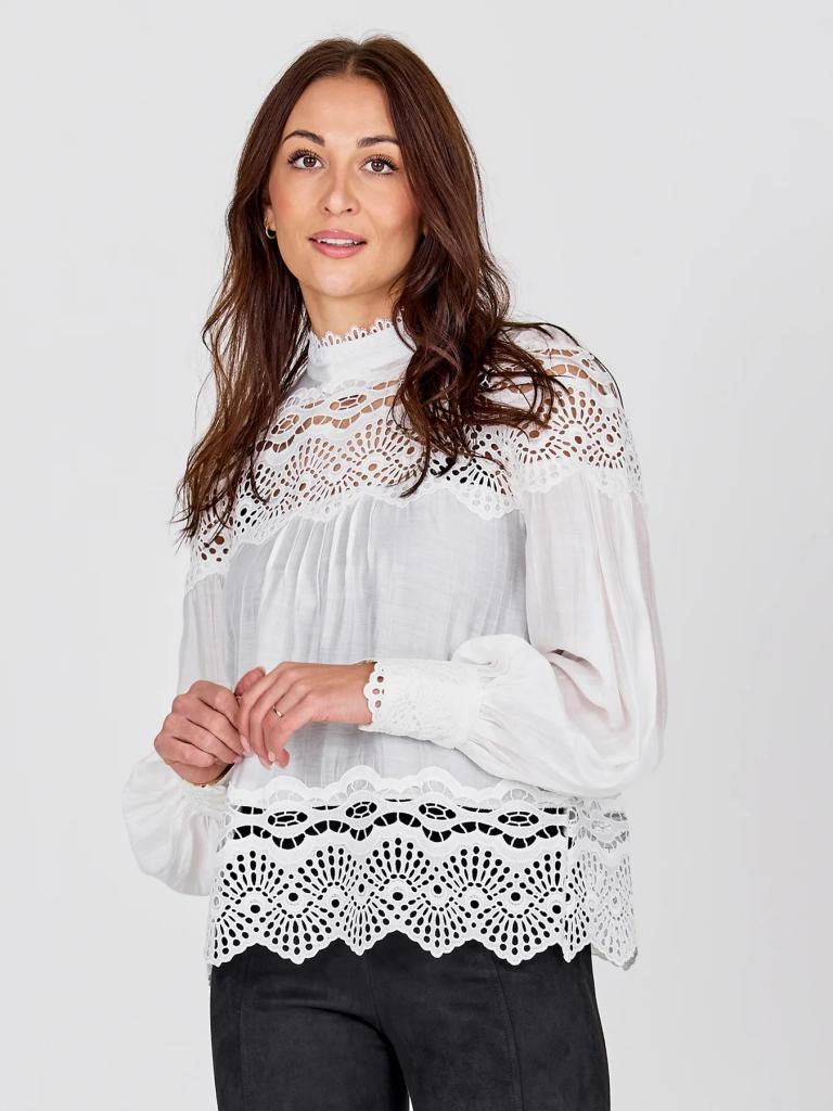 N__Denmark_Bach_shirt_white_Hilnetta_s