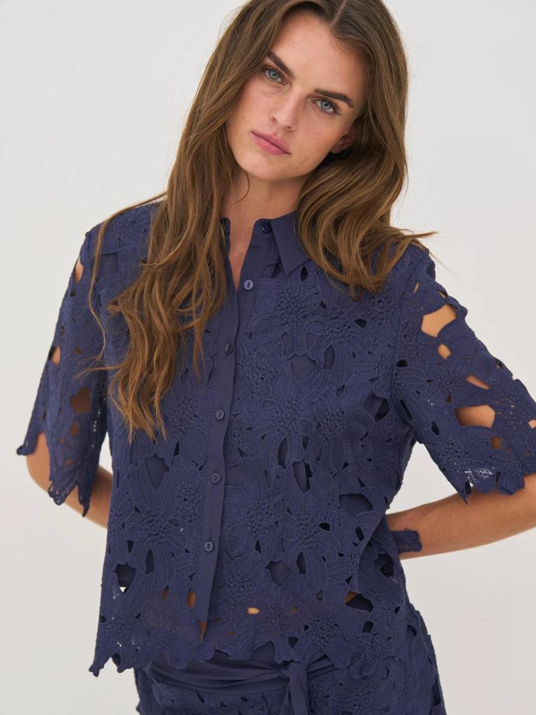 N__Denmark_Decia_Blouse_Navy_Hilnetta_s