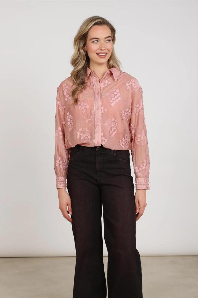 Nukus_Aaliya_Blouse_Flower_Hilnetta_s