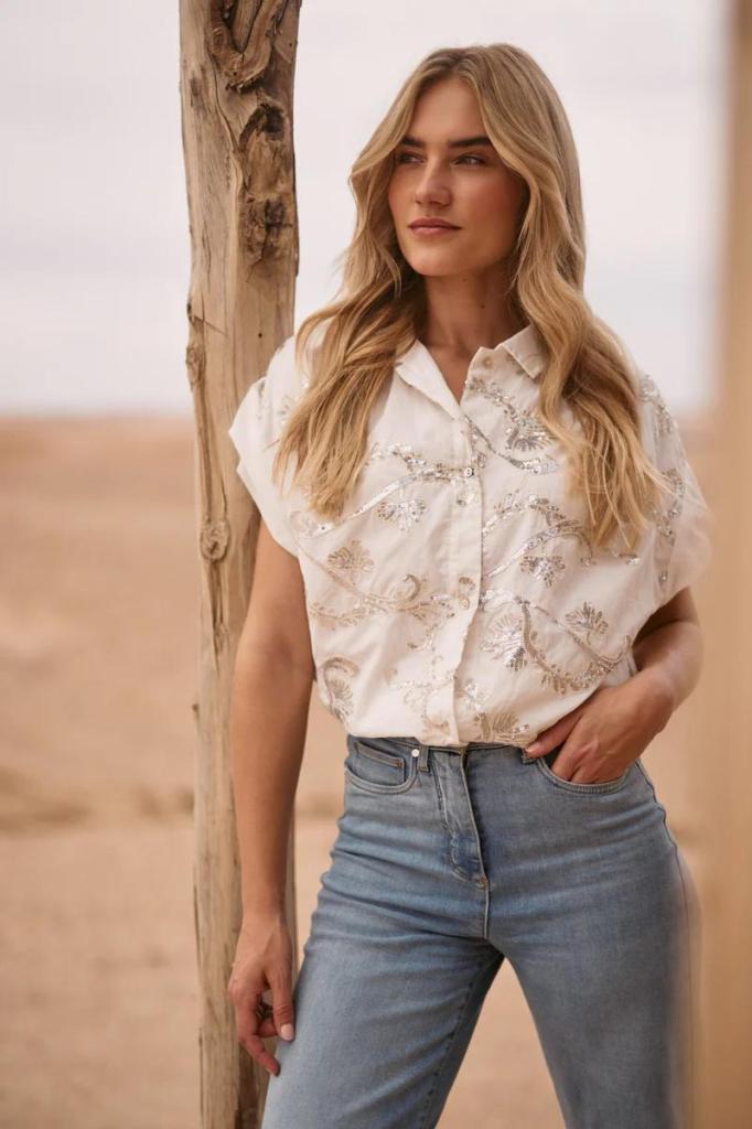 Nukus_Catalina_Blouse_Paillet_Off_White_Hilnetta_s