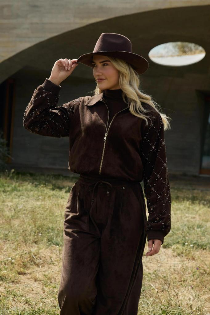 Nukus_Daisy_Bomber_Suede_Hilnetta_s