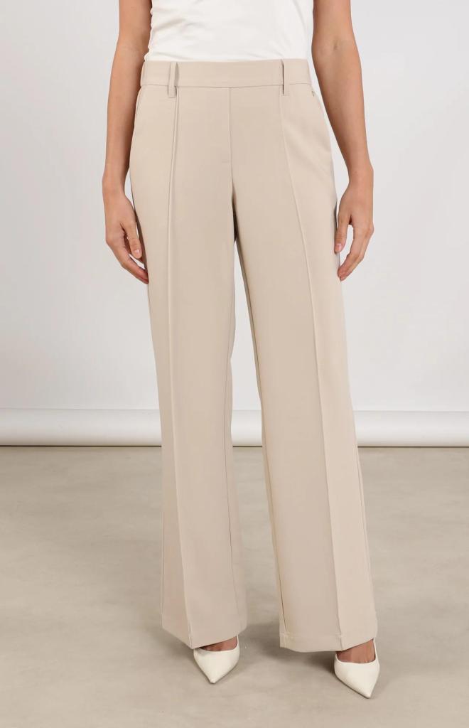 Nukus_Jill_Pants_sand_Hilnetta_s