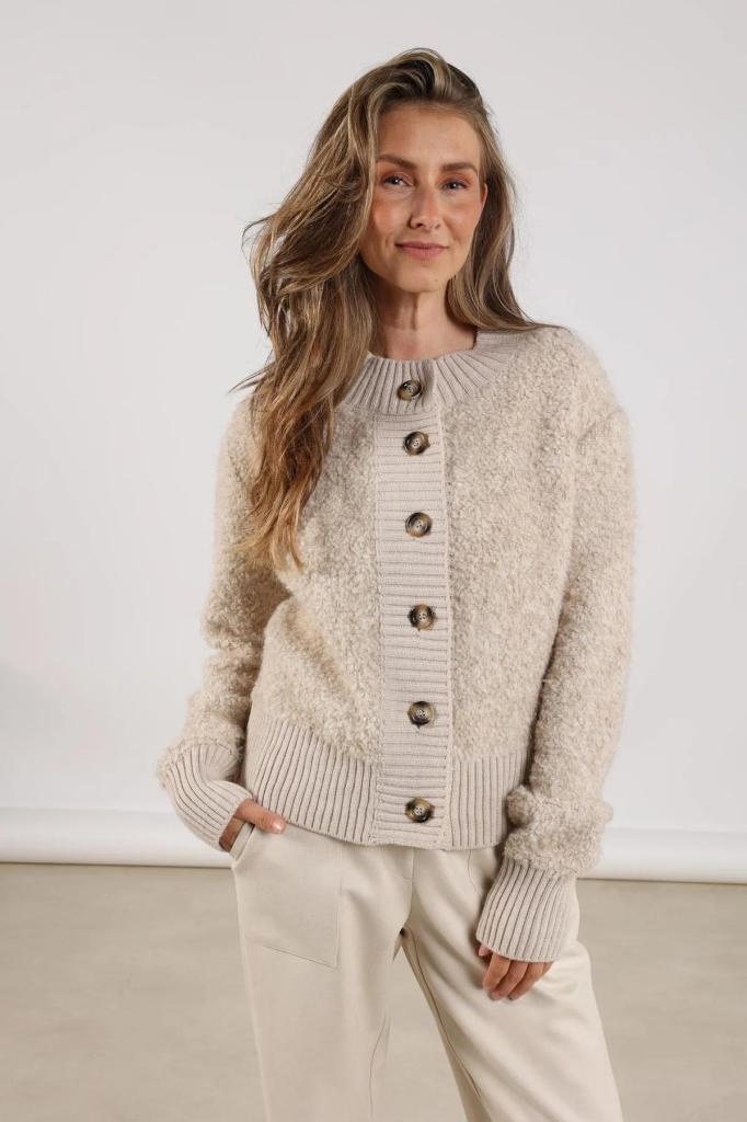 Nukus_Kayle_Cardigan_sand_Hilnetta_s