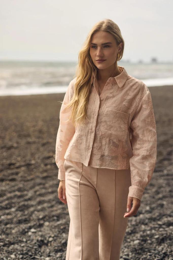 Nukus_Sorrento_Blouse_Flower_Hilnetta_s