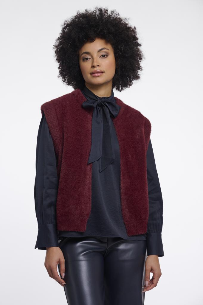 Rino___Pelle_Elona_Short_waistcoat_sangria_Hilnetta_s
