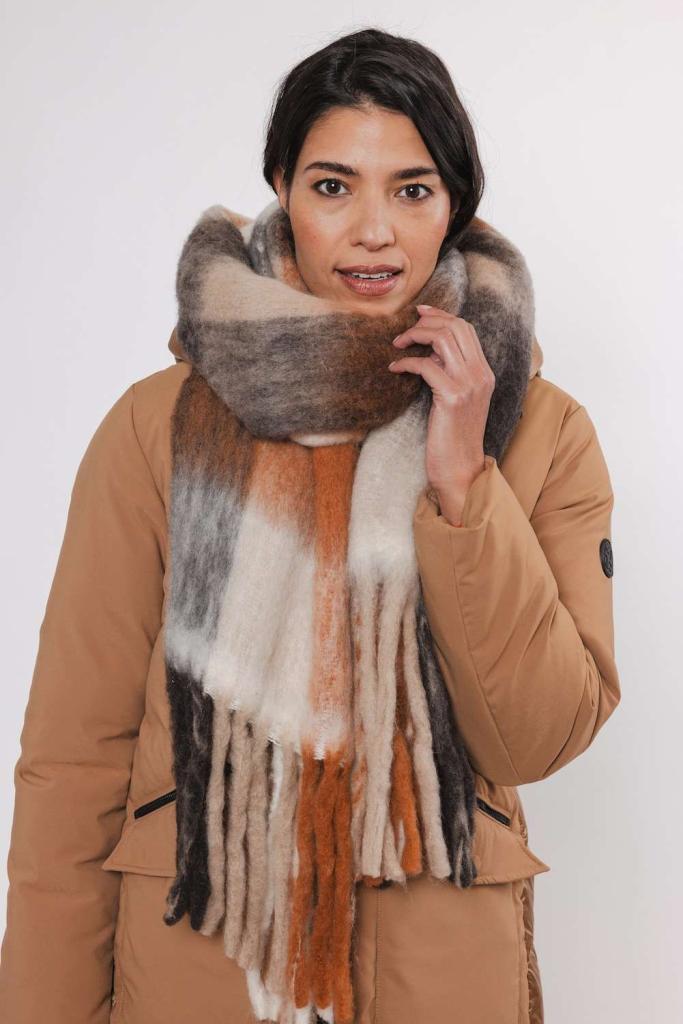 Rino___Pelle_Scarf_Russet_check_Hilnetta_s