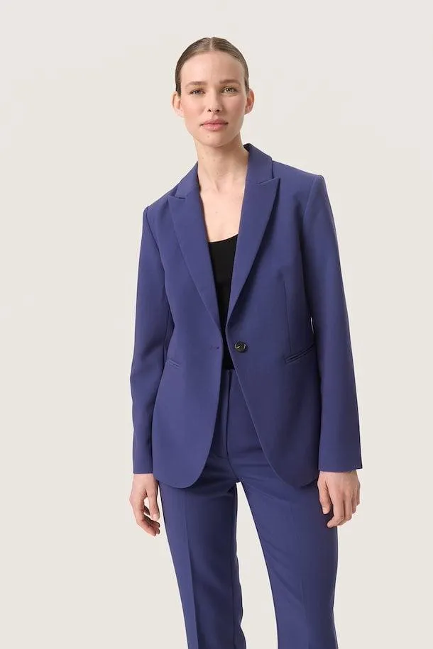 Soaked_in_luxury_Corinne_blazer_patriot_blue_Hilnetta_s