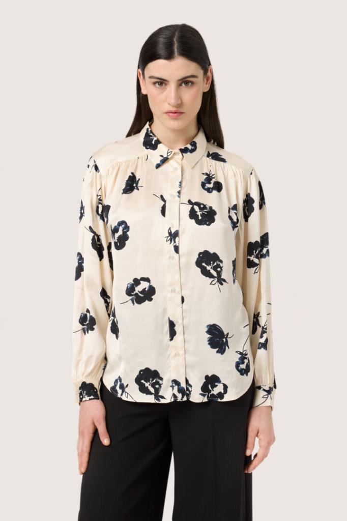 Soaked_in_luxury_Erwina_Ebba_Shirt_Off_white_Hilnetta_s_3