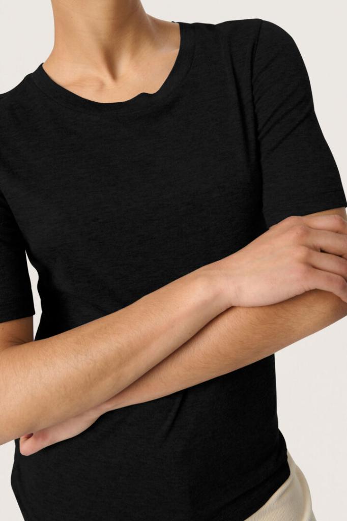 Soaked_in_luxury_Fauna_Tee_Black_Hilnetta_s_1