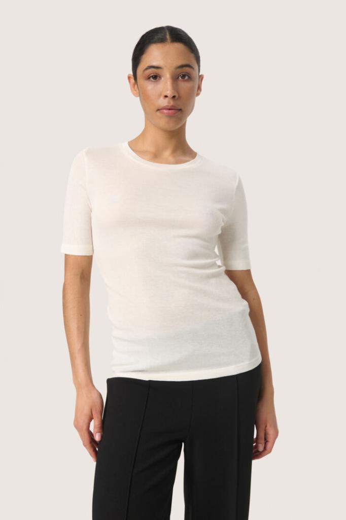 Soaked_in_luxury_Fauna_Tee_Whisper_White_Hilnetta_s_2