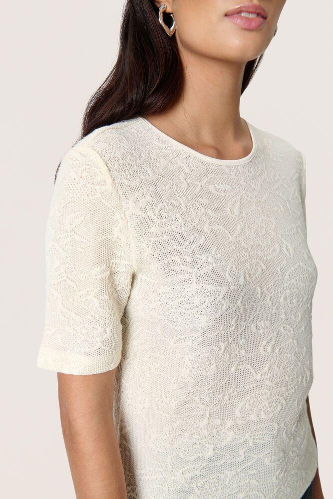 Soaked_in_luxury_Lupina_Claudetta_tee_Hilnetta_s