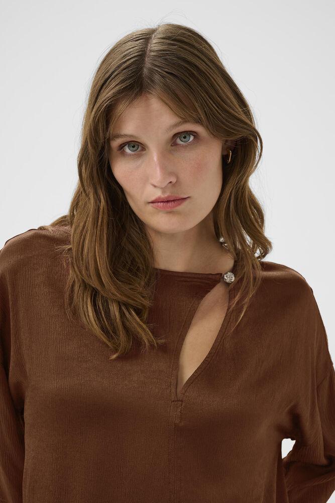 Soaked_in_luxury_Mirabella_Blouse_Cappuccino_Hilnetta_s_2