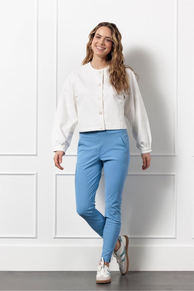 Studio_Anneloes_Anne_trousers_mid_blue_Hilnetta_s_1