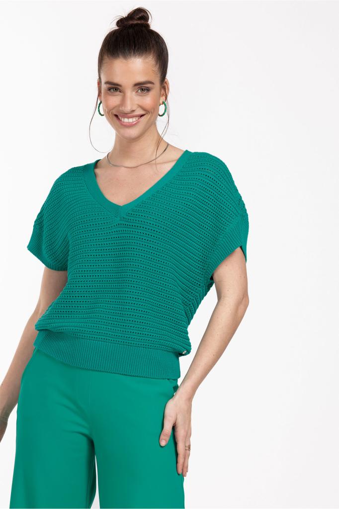 Studio_Anneloes_Chiara_V_neck_crochet_top_smaragd_Hilnetta_s_3