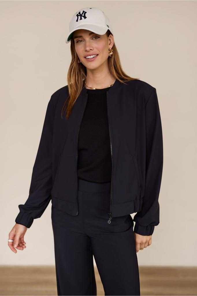 Studio_Anneloes_Essentials_Benja_bomber_jacket_black_Hilnetta_s