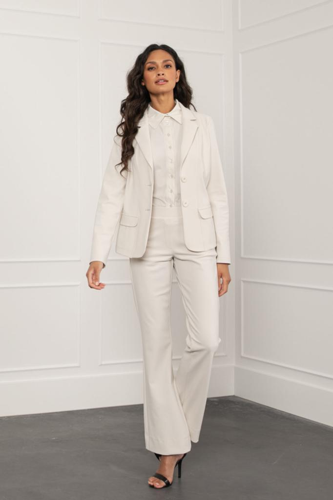 Studio_Anneloes_Essentials_Flair_bonded_trousers_kit_Hilnetta_s