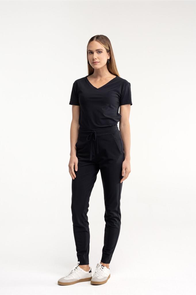 Studio_Anneloes_Essentials_NEW_Downstairs_bonded_trousers_black_Hilnetta_s_1