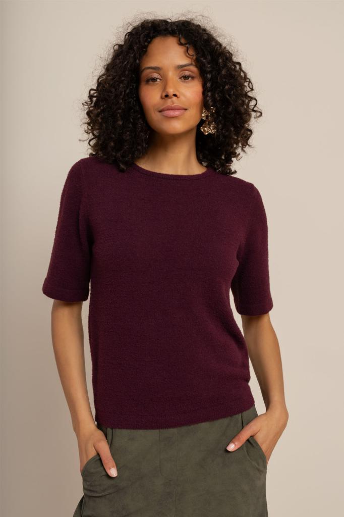 Studio_Anneloes_Felica_pullover_blackberry_Hilnetta_s