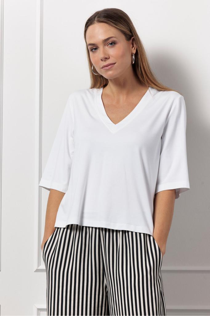 Studio_Anneloes_Fiore_vneck_t_shirt_white_Hilnetta_s_4