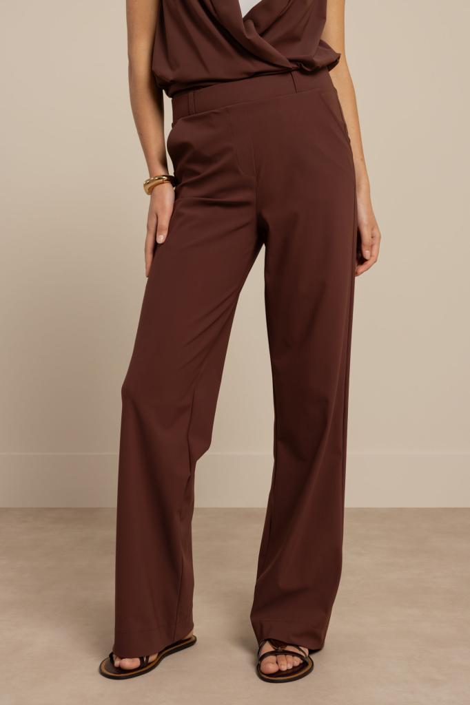 Studio_Anneloes_Marilon_trousers_chestnut_Hilnetta_s