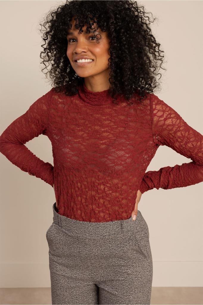 Studio_Anneloes_Reagan_lace_col_top_Hilnetta_s_4