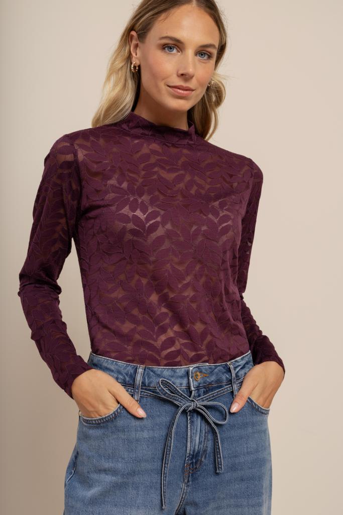 Studio_Anneloes_Reagan_lace_top_blackberry_Hilnetta_s