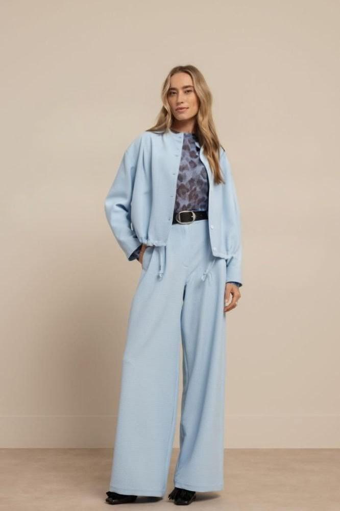 Studio_Anneloes_Skye_waffle_trousers_pastel_blue_Hilnetta_s_6