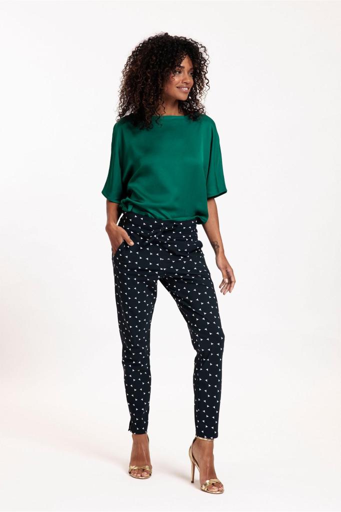 Studio_Anneloes_Startup_element_trousers_darkblue_off_white_More_of_Me_3