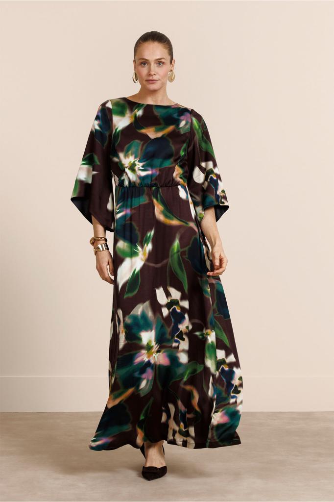 Studio_Anneloes_Tamara_satin_flower_dress_multi_Hilnetta_s