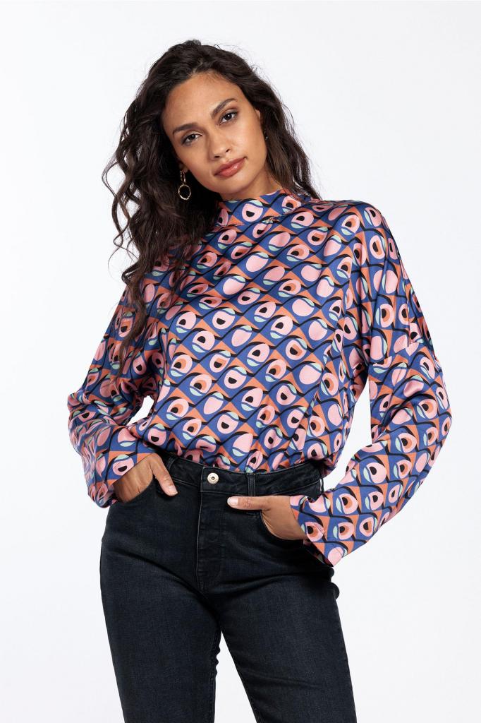 Studio_Anneloes_Victoria_satin_LS_blouse_giner_soft_pink_More_of_Me_1