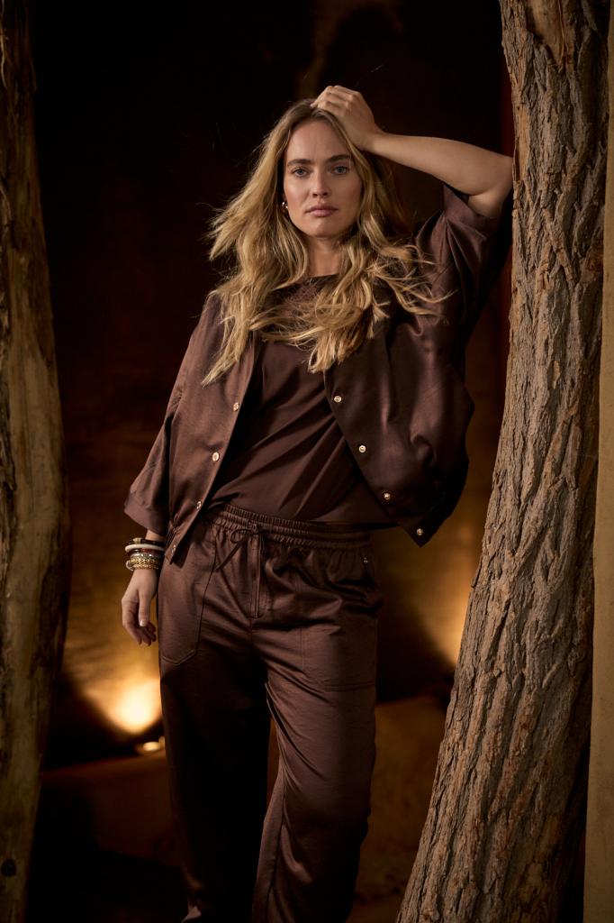 Tramontana_Elasticated_s_s_Jacket_Chocolate_Hilnetta_s