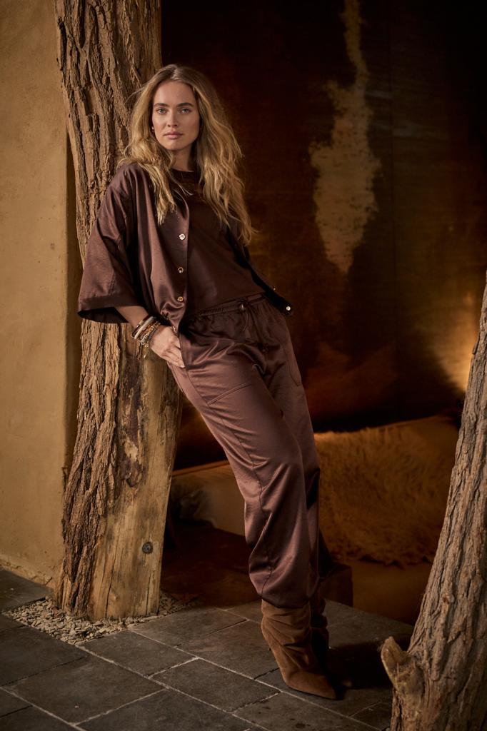 Tramontana_Jogger_Fit_Trousers_Chocolate_Hilnetta_s