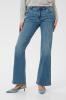 CC_Culture_Cyrine_ami_flare_jeans_Hilnetta_s_4