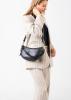 Chabo_Beau_Banana_Bag_Black_Hilnetta_s_4