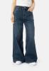 Elias_Rumelis_Kalea_jeans_Braves_Blue_Hilnetta_s