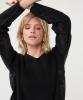 Esqualo_Sweater_lace_v_neck_Hilnetta_s_1
