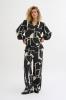 My_Essential_Wardrobe_Kelly_pant_More_of_Me