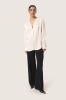 Soaked_in_luxury_Eveline_blouse_whitecap_gray_Hilnetta_s